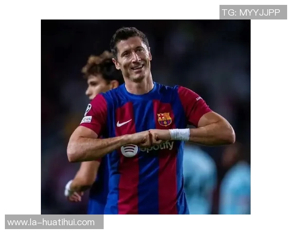 34球，莱万多夫斯基位列世预赛历史射手榜第5位——一代射手的辉煌成就